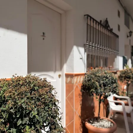 Centre Village Apartment